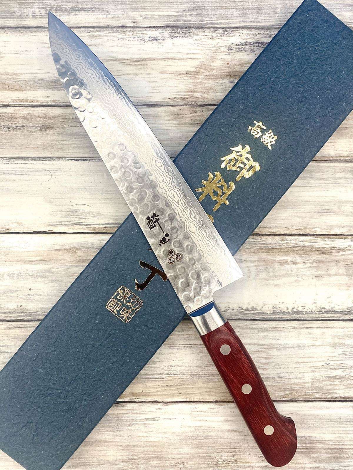 Couteau Japonais Suisin - Gyuto VG10 18 cm - Damas Tsuchime