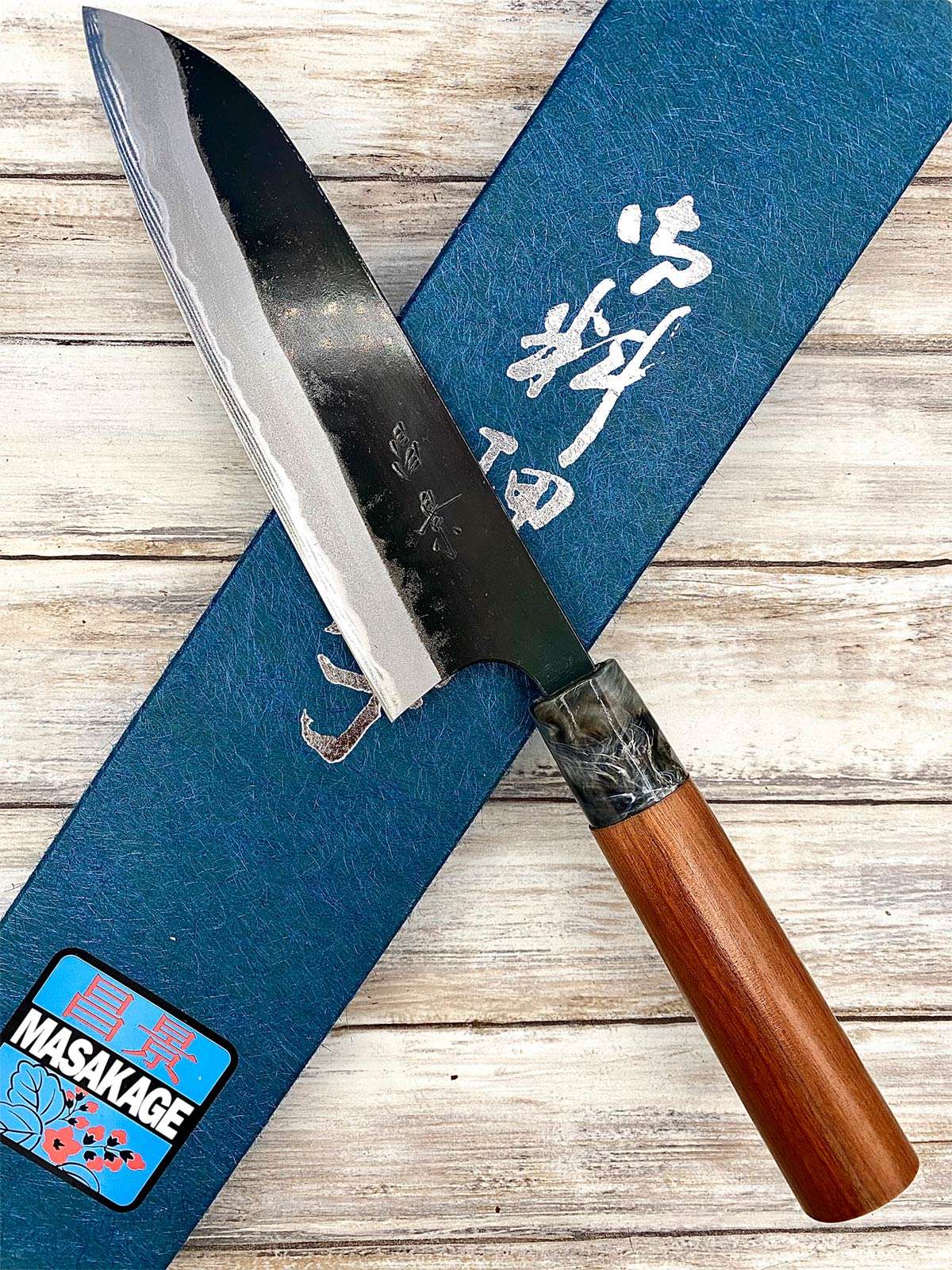 Acheter un Couteau artisanal Japonais Masakage couteau polyvalent acier kurouchi polie à la main large choix de couteaux de cuisine grande marque